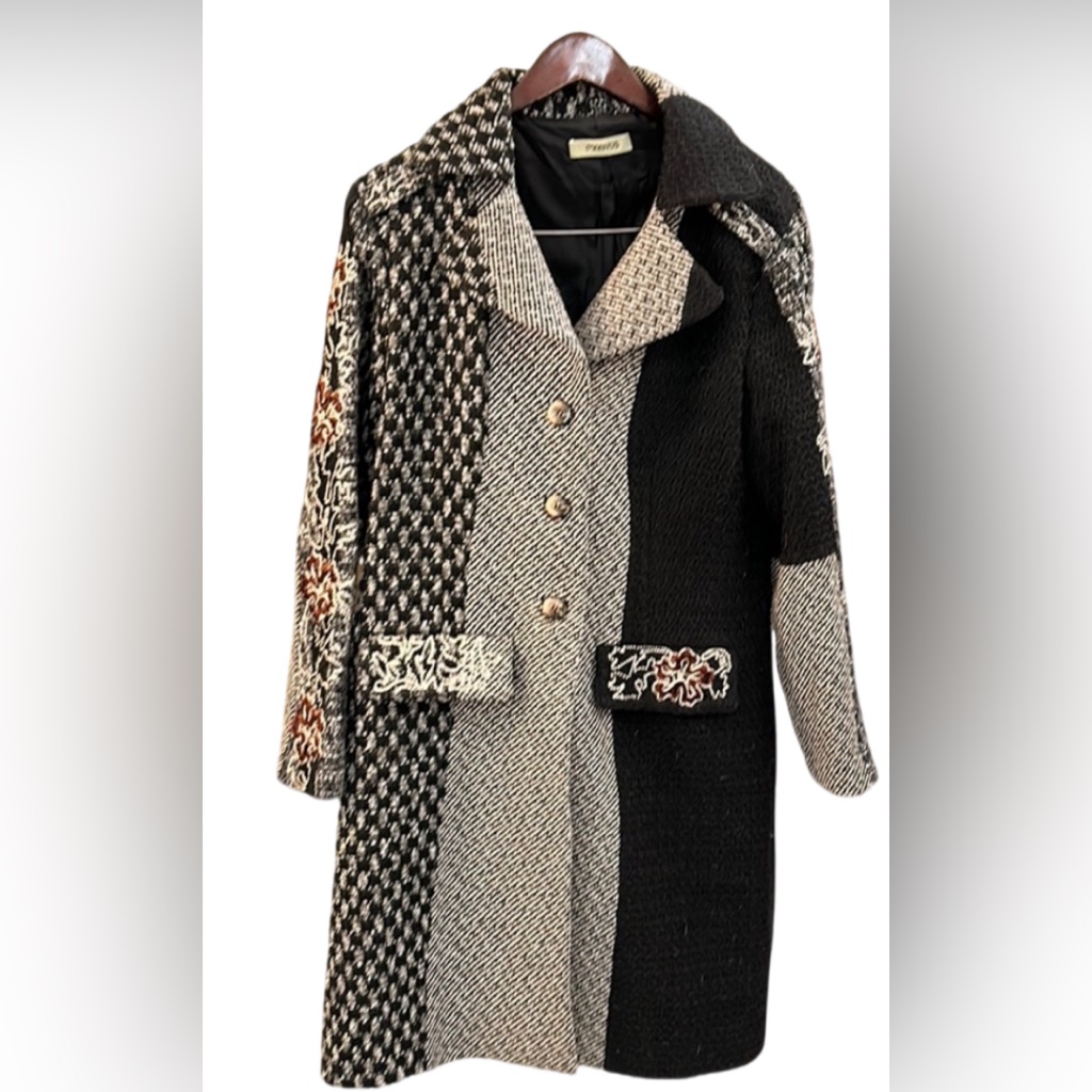 Absolutely Gorgeous Textured Coat
